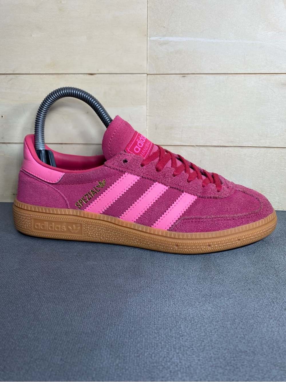 Adidas Handball Spezial Pink Suede Girl's Youth Size 4 Shoes Sneakers Leather